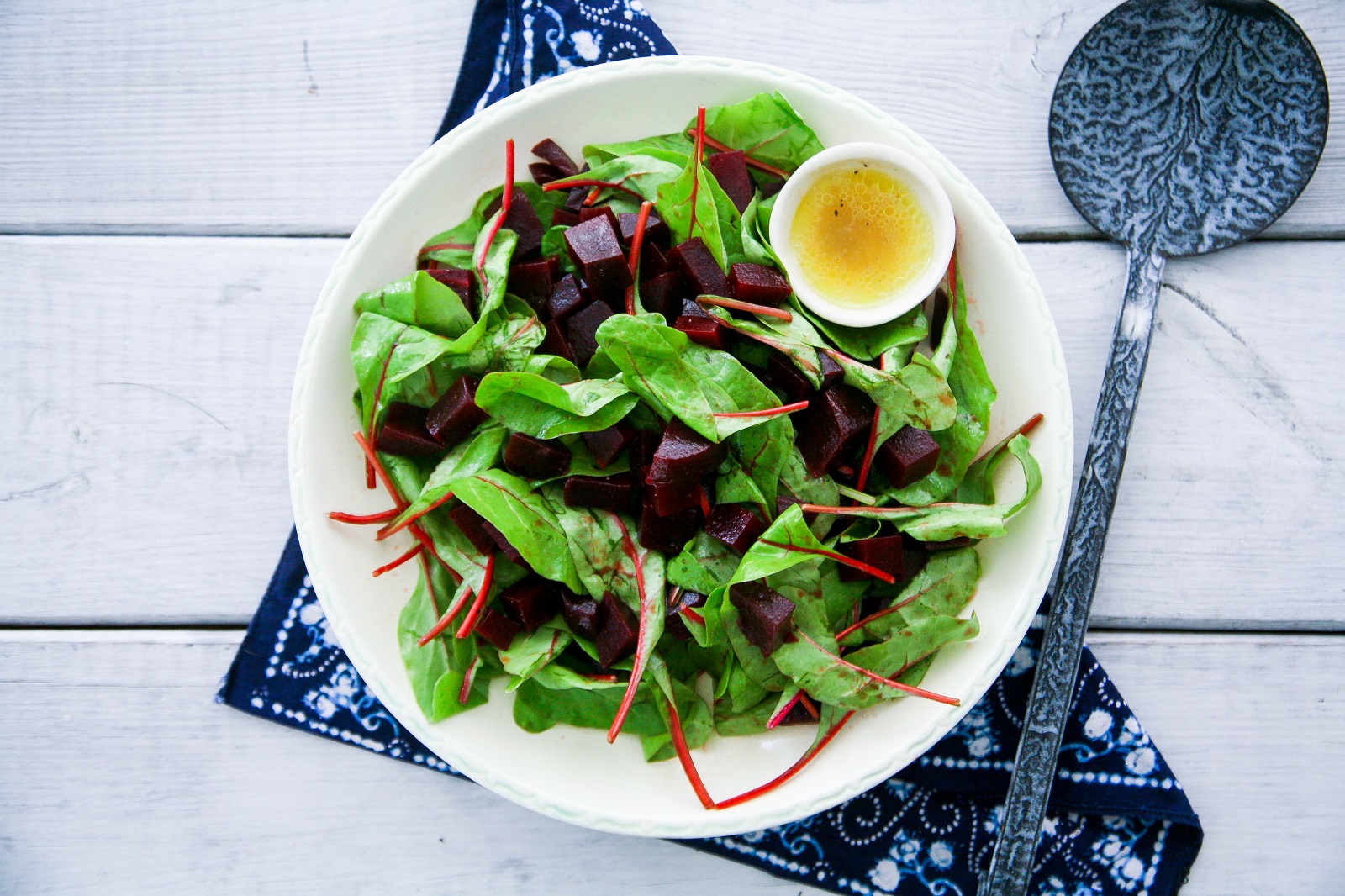 Veggipedia - Beetroot salad with mandarin dressing