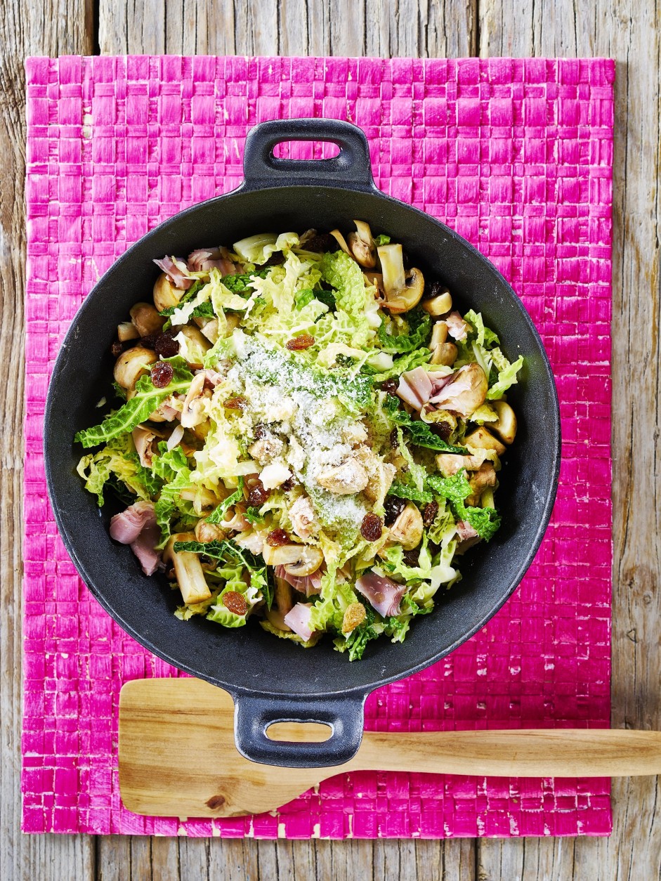 Veggipedia - Stir-fried green cabbage with mushrooms, coconut, sultanas and fillet steak