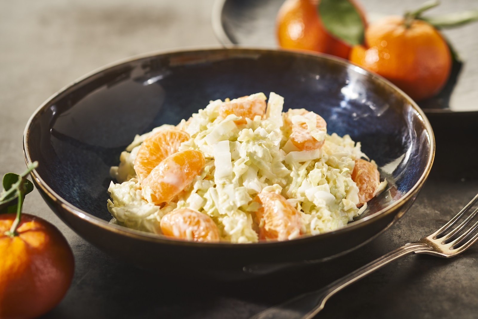 Veggipedia - Fresh salad with Chinese cabbage and tangerine