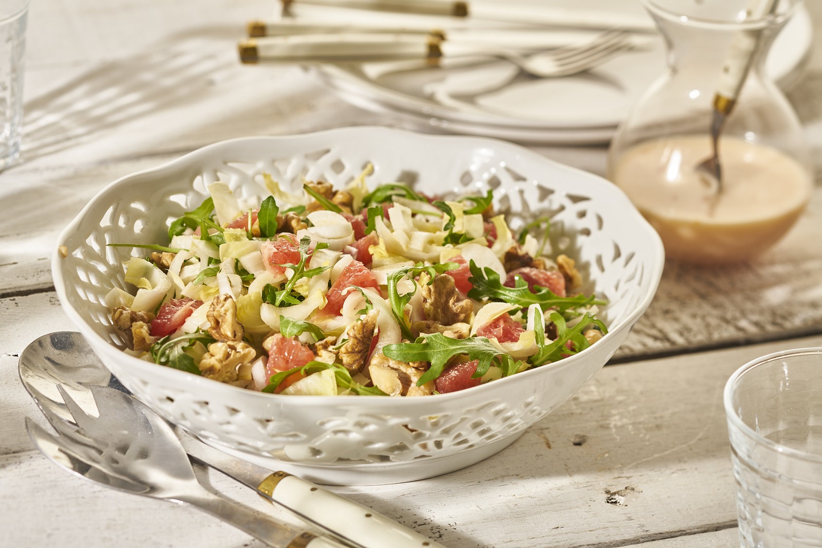 Veggipedia - Chicory grapefruit salad