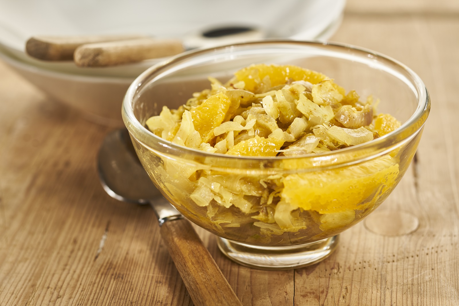 Veggipedia - White cabbage salad with orange