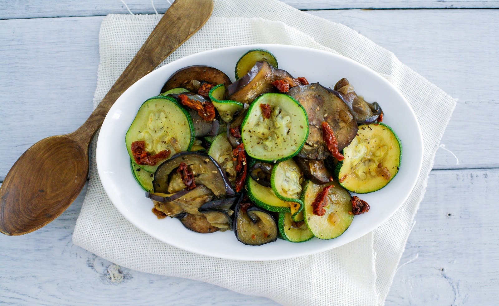 Veggipedia - Vegetables with grilled paprika