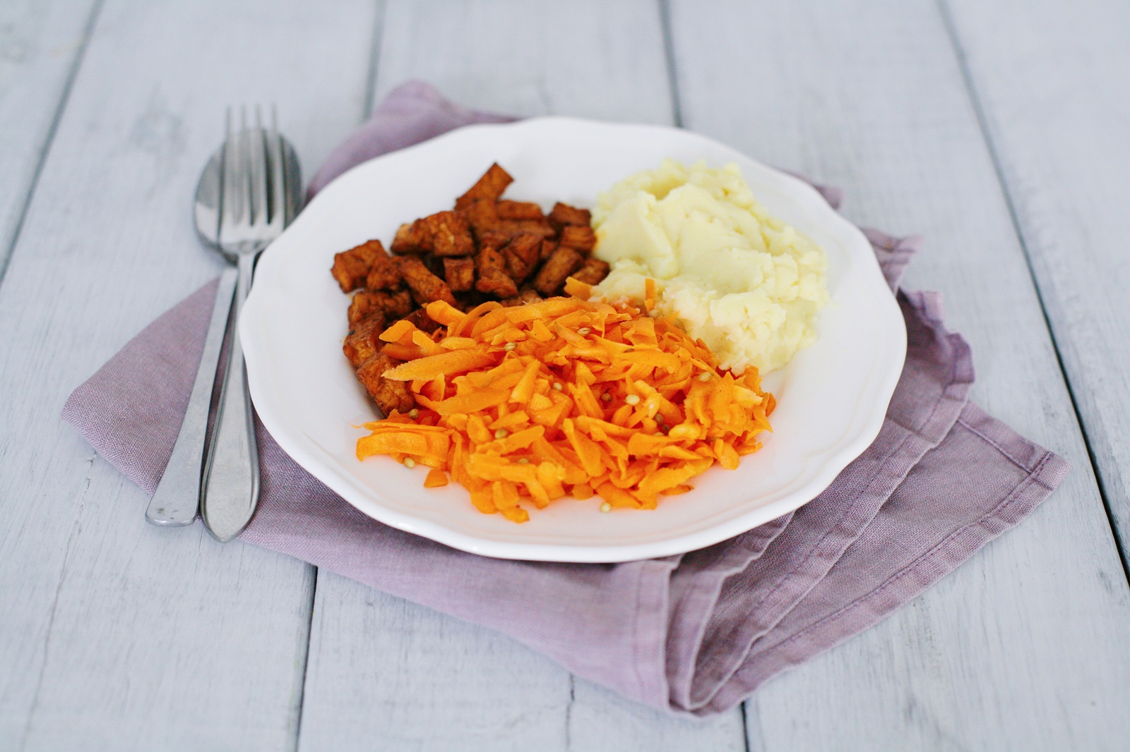Veggipedia - Carrot salad with orange and coriander