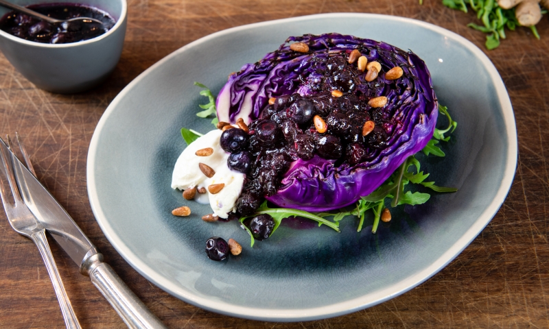 Veggipedia - Grilled purple pointed cabbage
