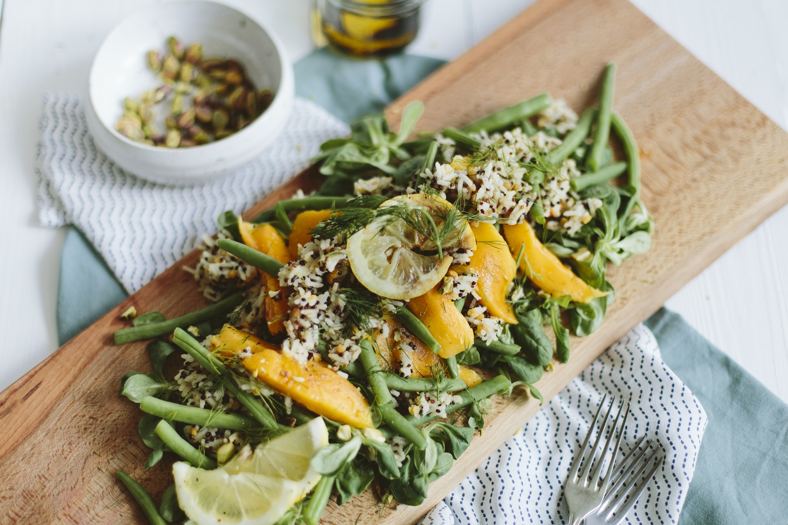 Veggipedia - Quinoa salad with mango and green beans